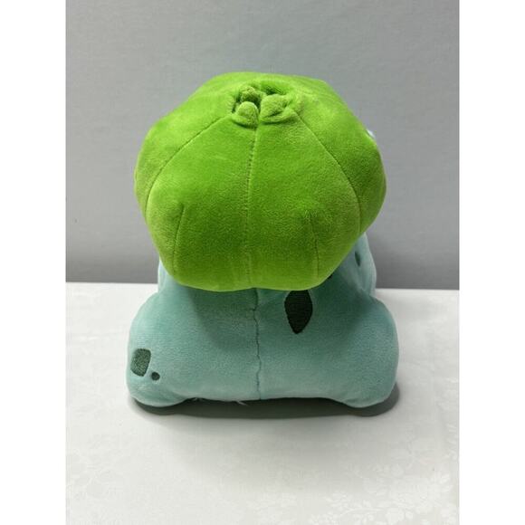 Pokemon Bulbasaur Winking Soft Plush Toy - Picture 3 of 7